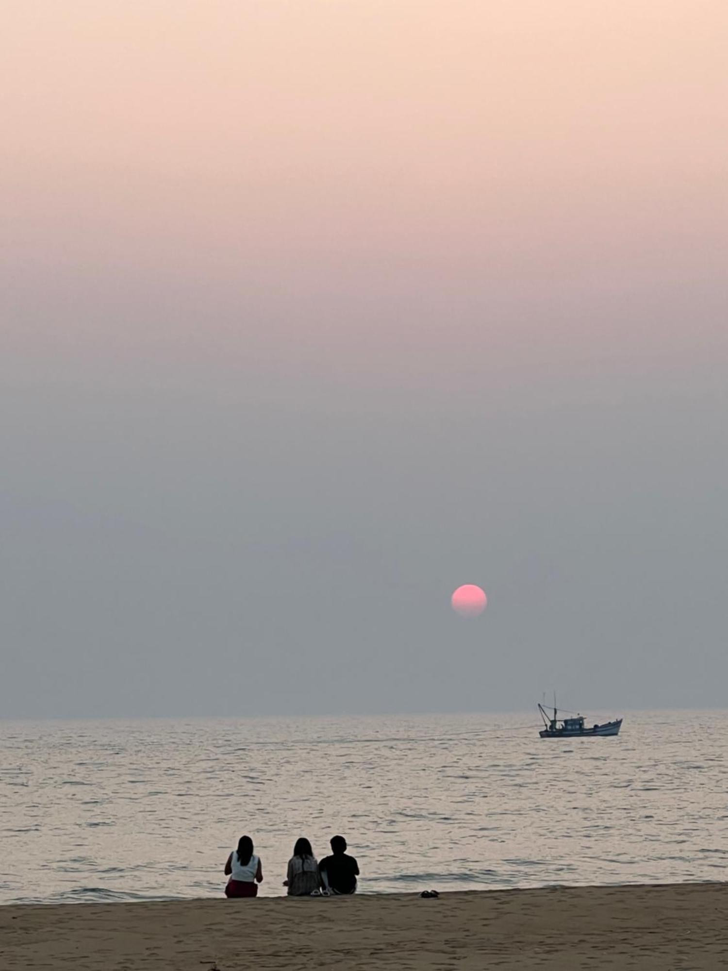 Blue Lagoon Beach Resort โกการ์นา ภายนอก รูปภาพ